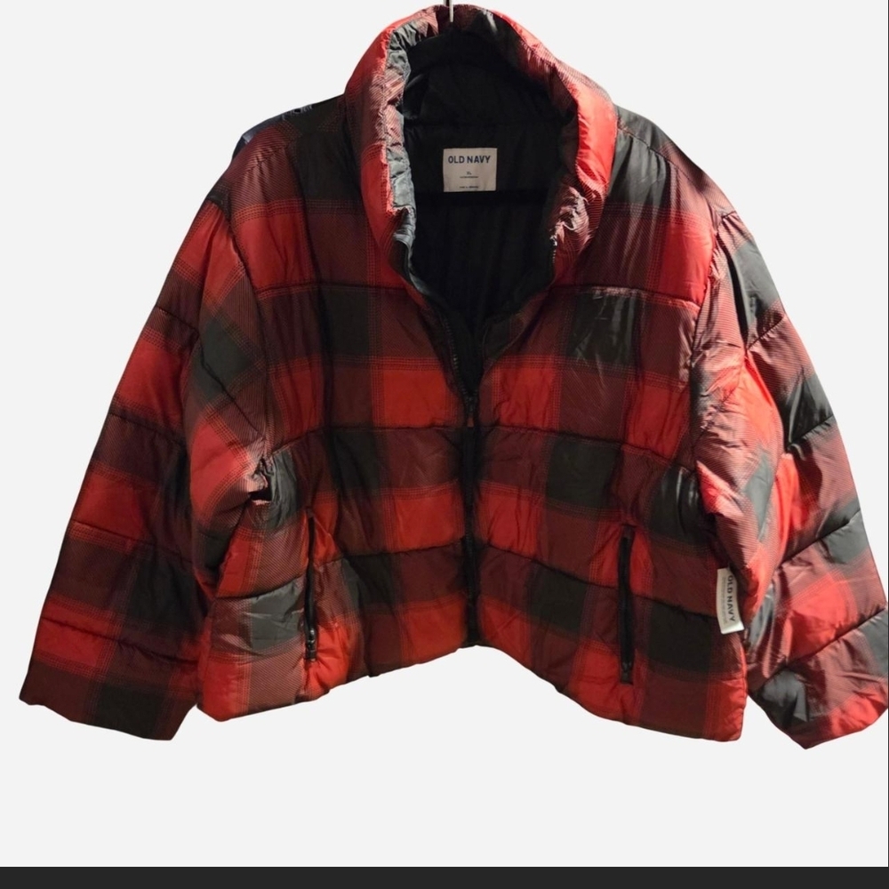 Old Navy Red and Black Plaid Cropped Puffer